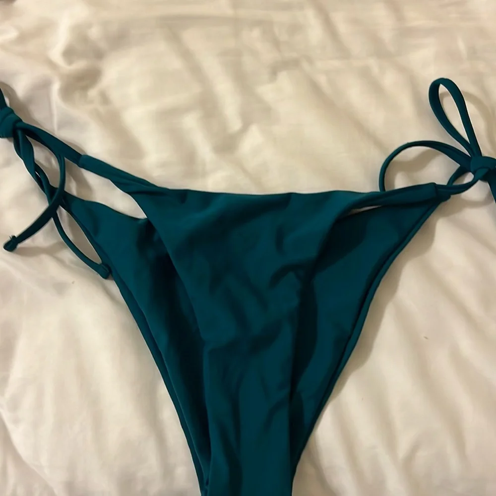 Bikini Bundle - Picture 10 of 11